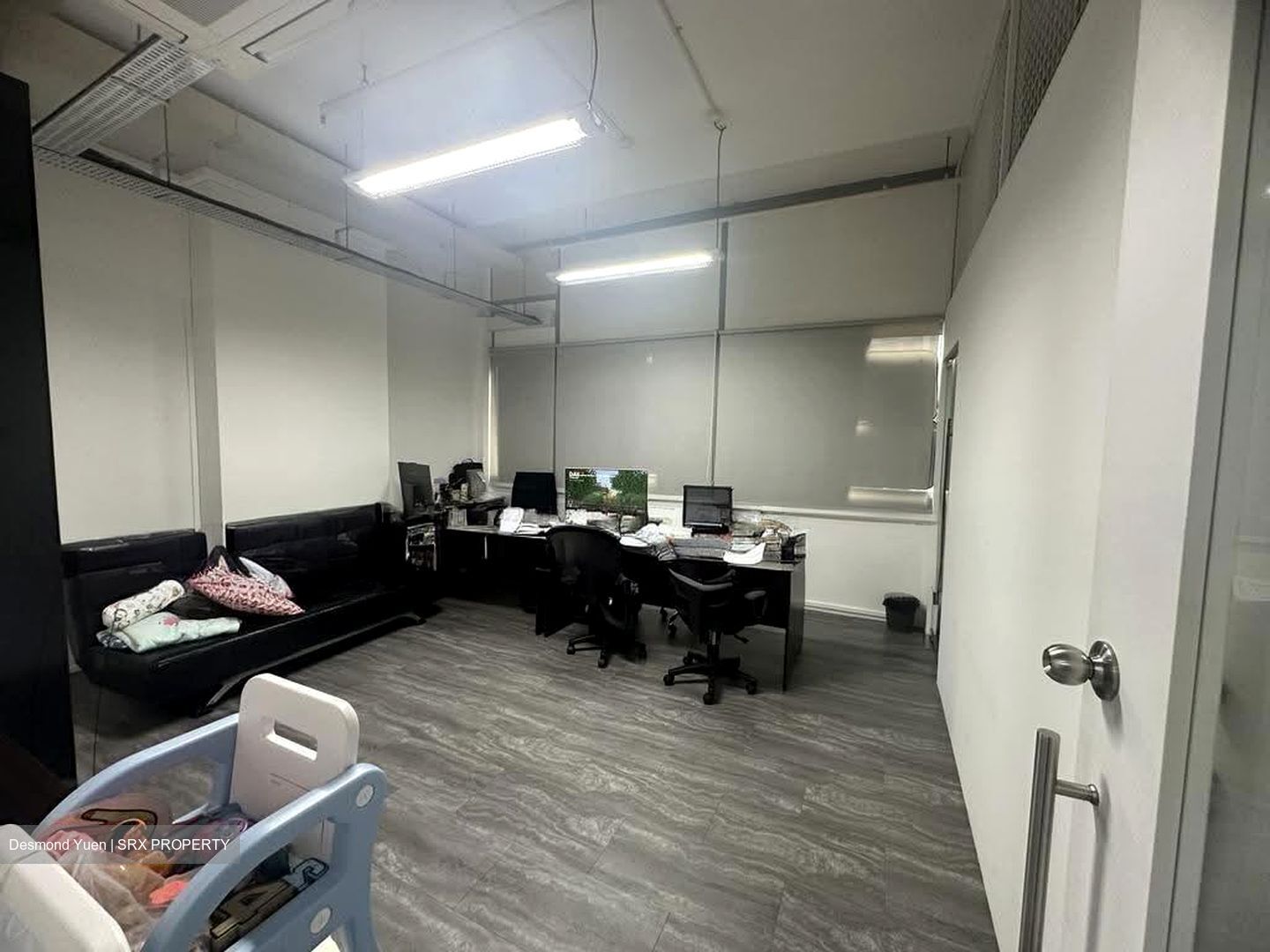 Solstice Business Center (D19), Factory #639371091